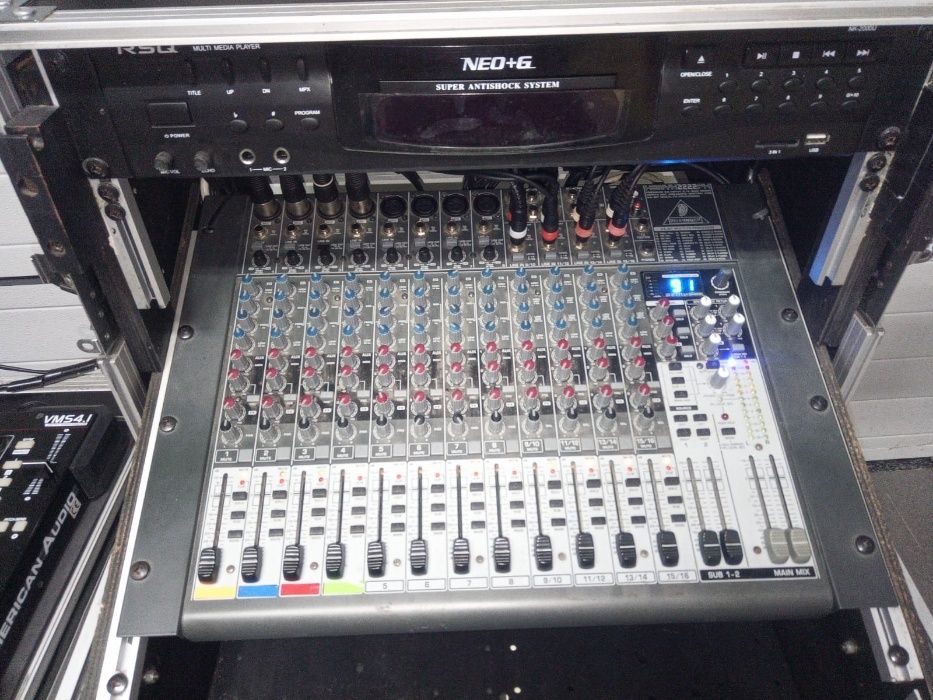 Equipamento empresa de karaoke