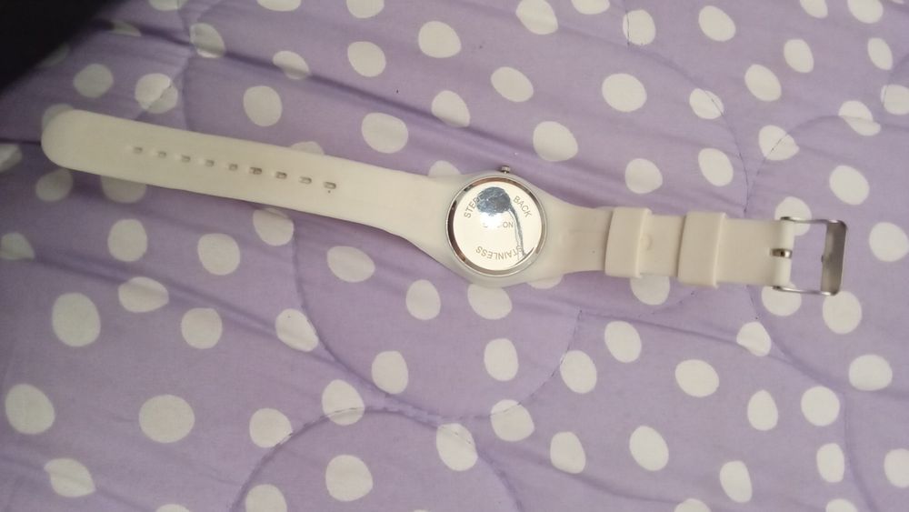 Relógio branco senhora