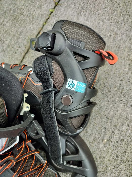 Patins linha oxelo 32-35 com capacete - usados uma vez