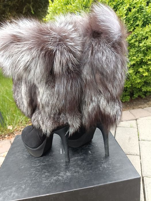 Mallanee ботільйони з чорнобуркою