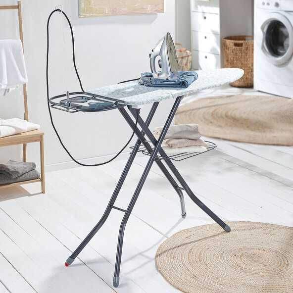 deska do prasowania home z gniazdem czarne biale