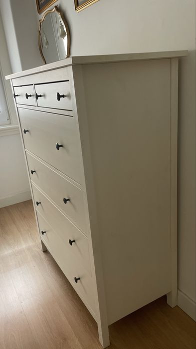 Comoda/camiseiro  alta branca ikea hemnes