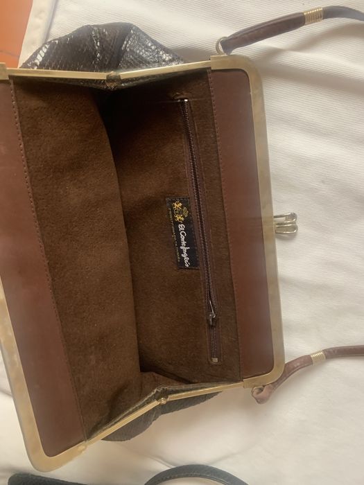 Carteira em pele verdadeira