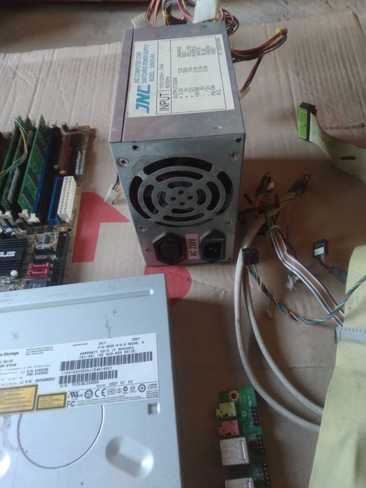 Комплект на сістемник асус