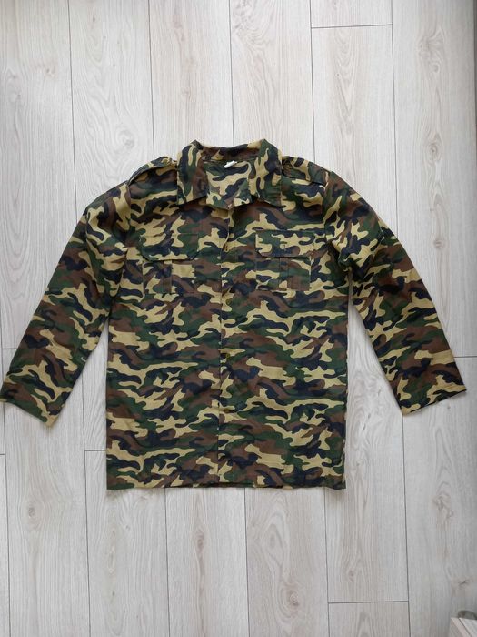 koszula w barwach moro