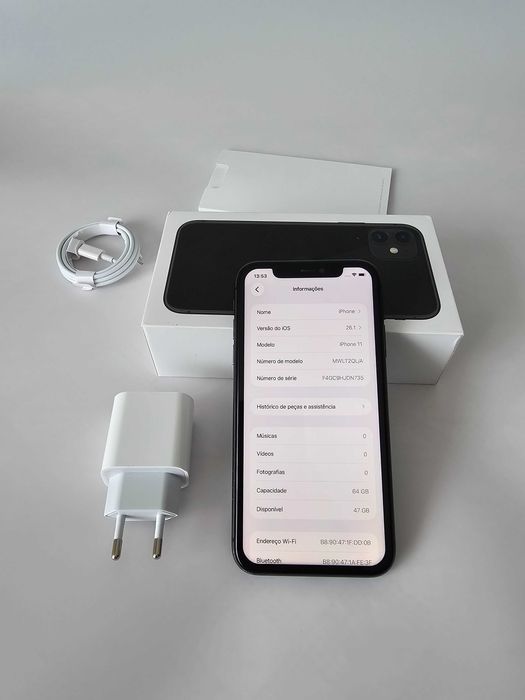 Iphone 11 64gb.  Muito bom.