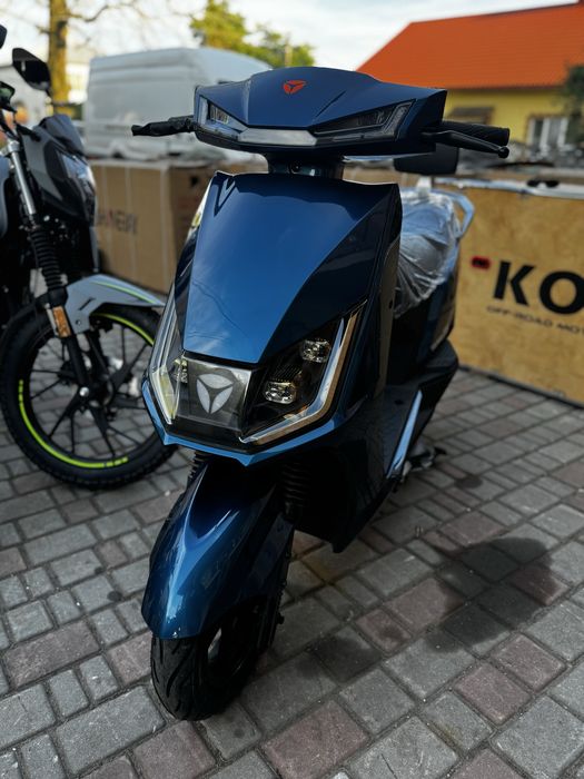 Електроскутер YADEA T5 та Т2