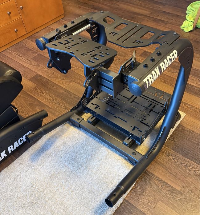 Cockpit TR8 Pro V2 c/ Cadeira