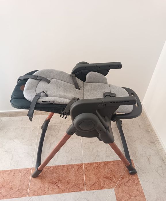 Cadeira de refeição Maxi-Cosi