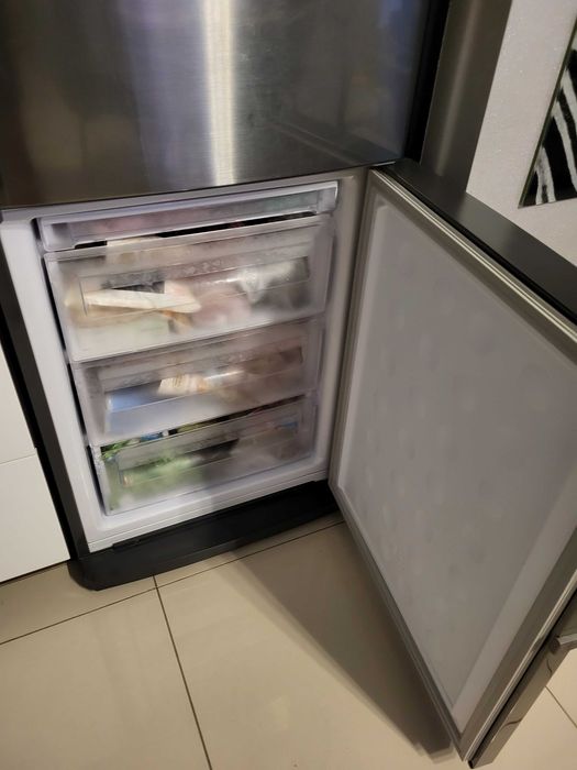 Lodówka Samsung 60