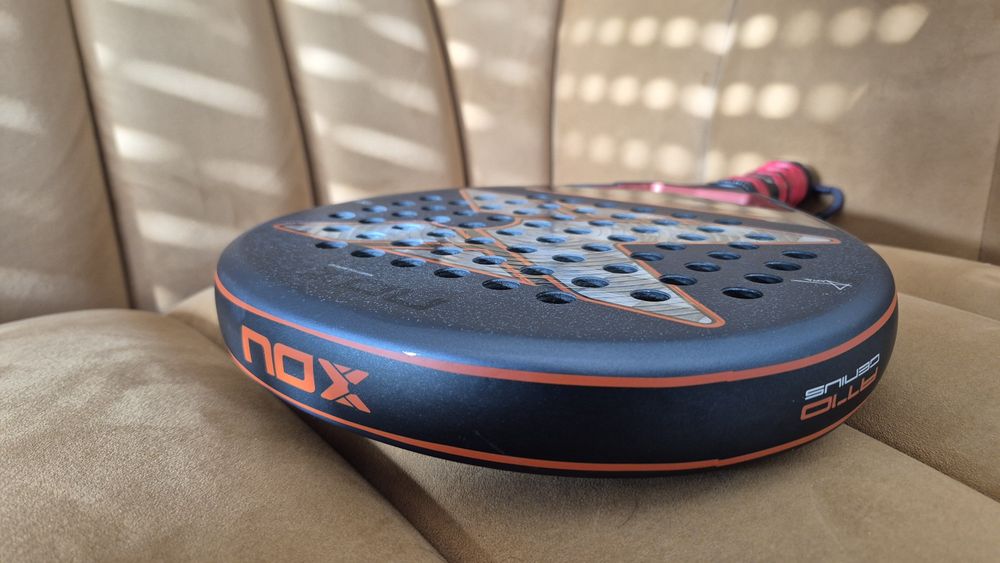 Raquete Padel Nox AT10 18K A. Tapia 2025 - Nova!!!