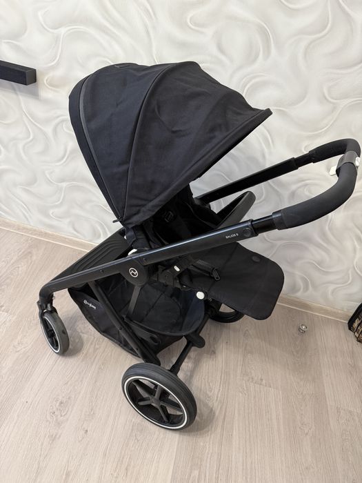Продам коляску Cybex