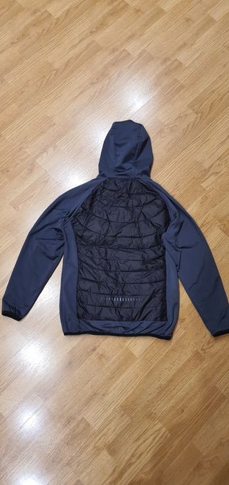 Жіноча спортивна кофта