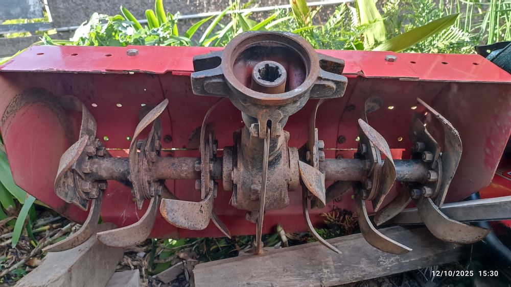 Motocultivador Barbieri Leopard motor Lombardini 3ld510