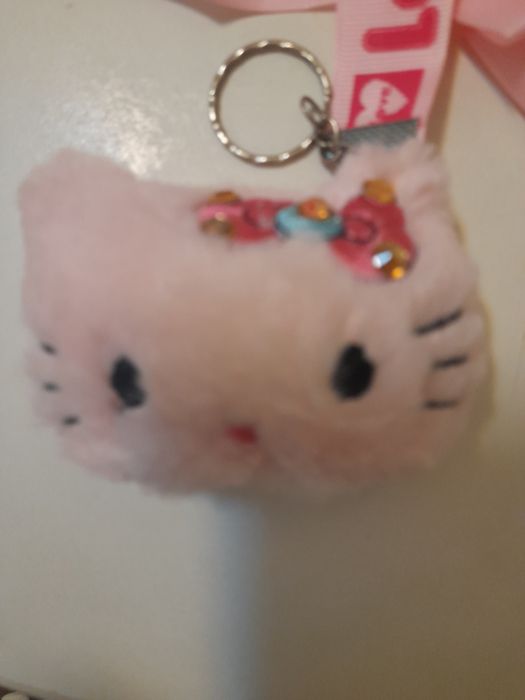 Porta chaves e fitas para o pescoço Hello kitty