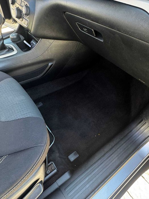 Jeep Cherokee 2015 2.4 бензин 4x4
