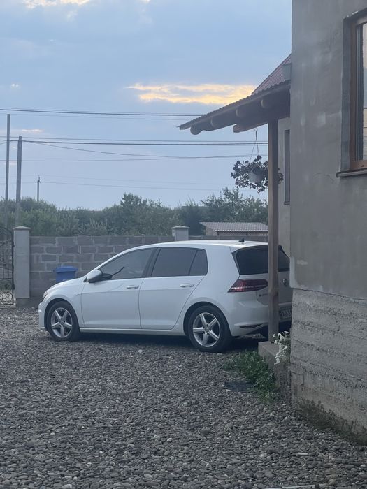 Volkswagen E-Golf максимальна комплектація, можливий обмін