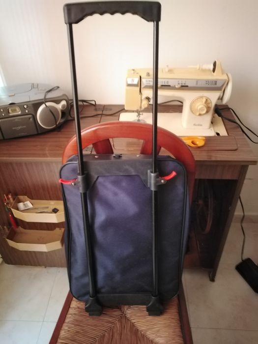 Mala de viagem 'Trolley' com rodas, nova!