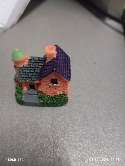 Домик для акваріума