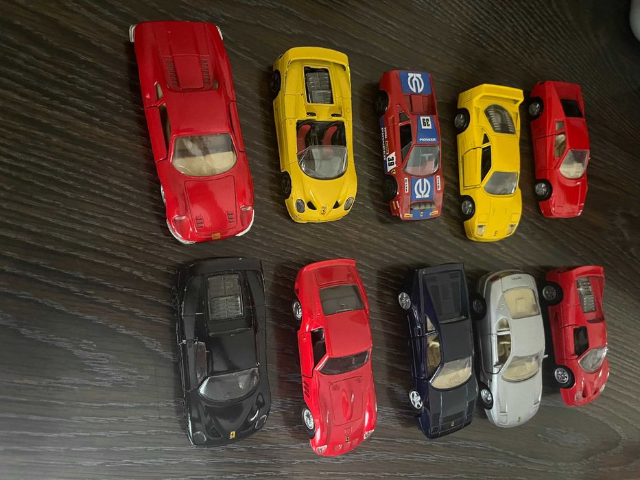 Lote 10 Miniaturas Ferrari 1:43 - Coleção Clássica Bburago