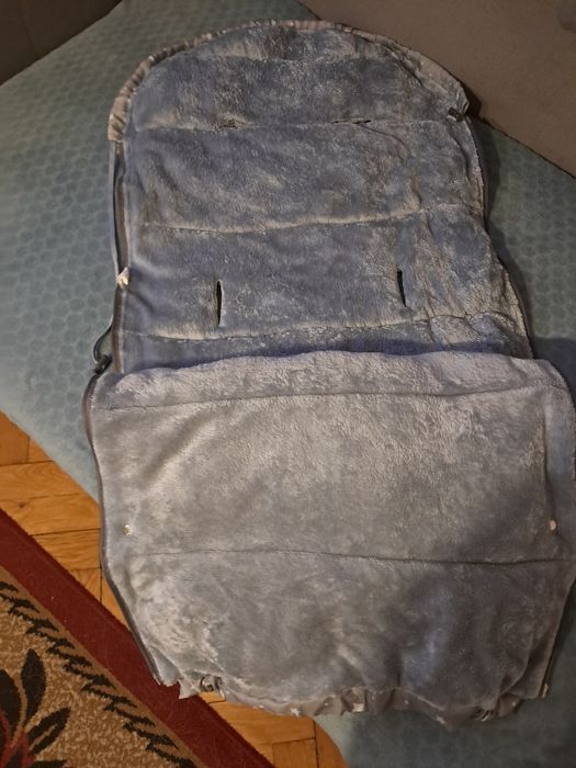 Śpiworek do wózka gondoli spacerówki