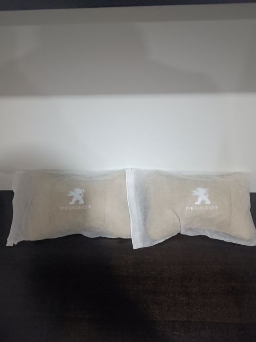 Encosto para carro "Peugeot"