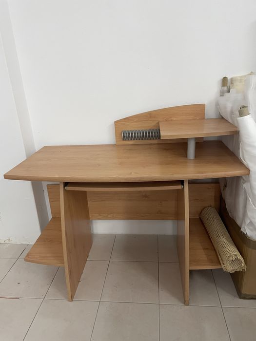 Desk with Storage64740477805570120