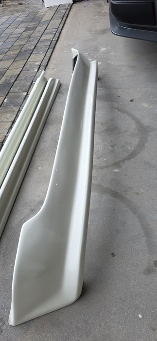 Bodykit c123 mercedes kolor!! Ciepło biały