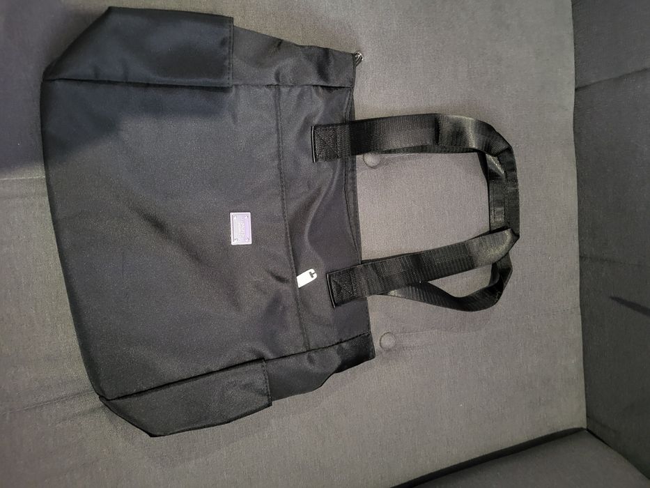 Czarna torebka damska