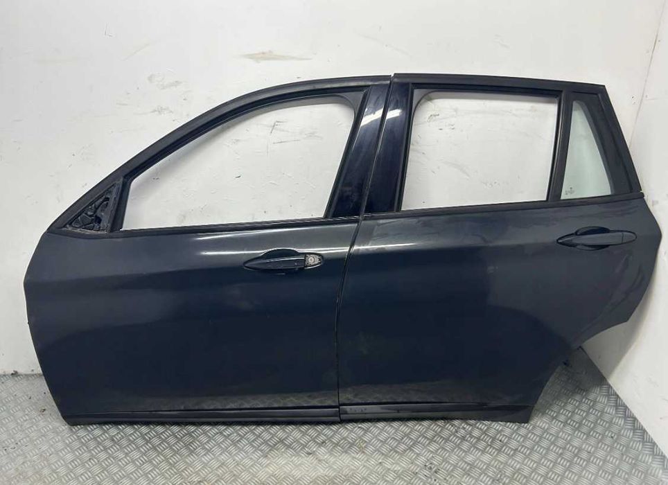 Двері BMW X1 F48 передні або задні праві ліві разборка