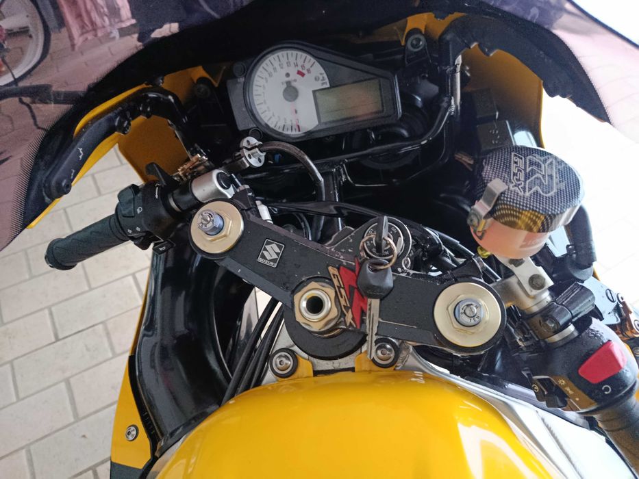 Suzuki GSXR 600 k1