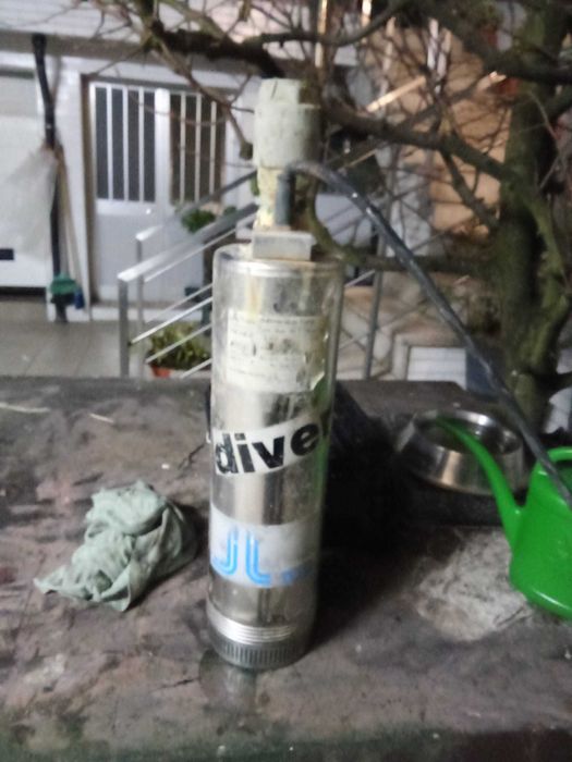 Bomba trifásica em muito bom estado.