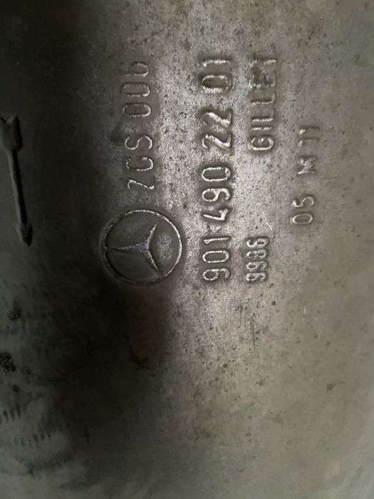 Продам глушник Мерседес