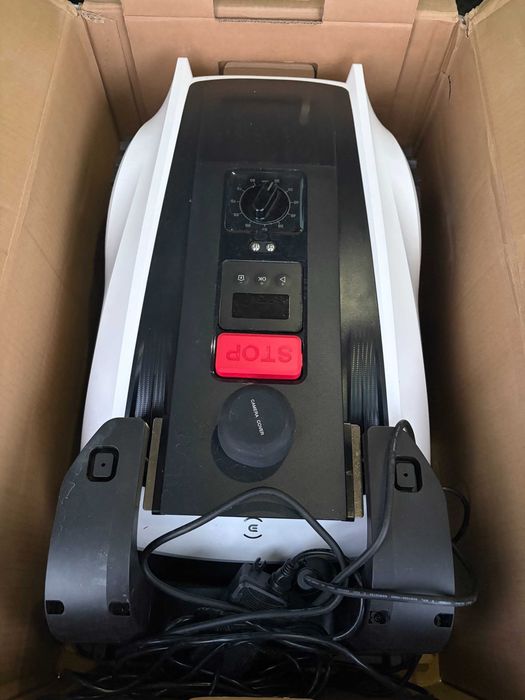 Robot koszący ECOVACS Goat O500 Panorama sterowanie Bluetooth/Wi-Fi