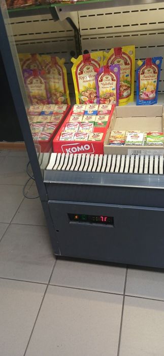 Продам два холодильника для магзину,всі працюють.Ціни уточнюйте по телефону.