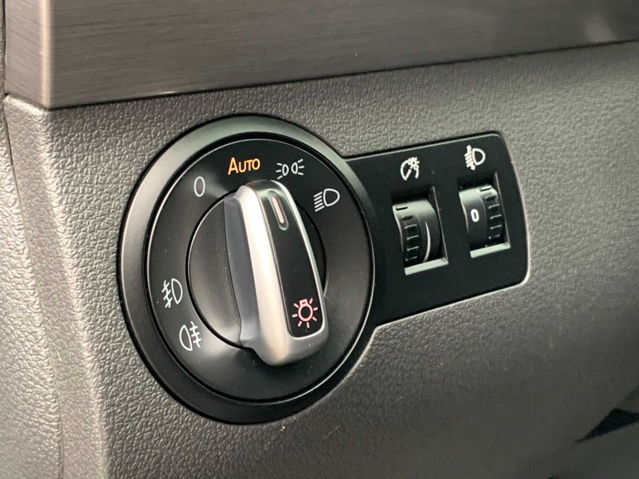 Volkswagen Touran 2011