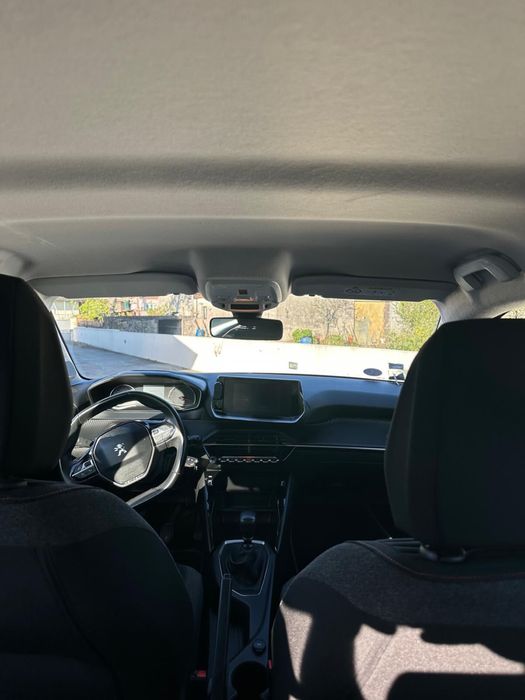 Peugeot 208 70 mil kms 2019