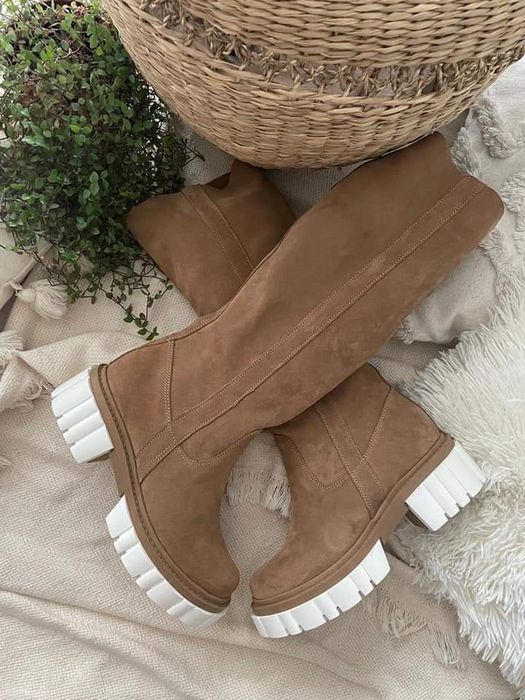 Eleganckie kozaki naturalna skóra kolory