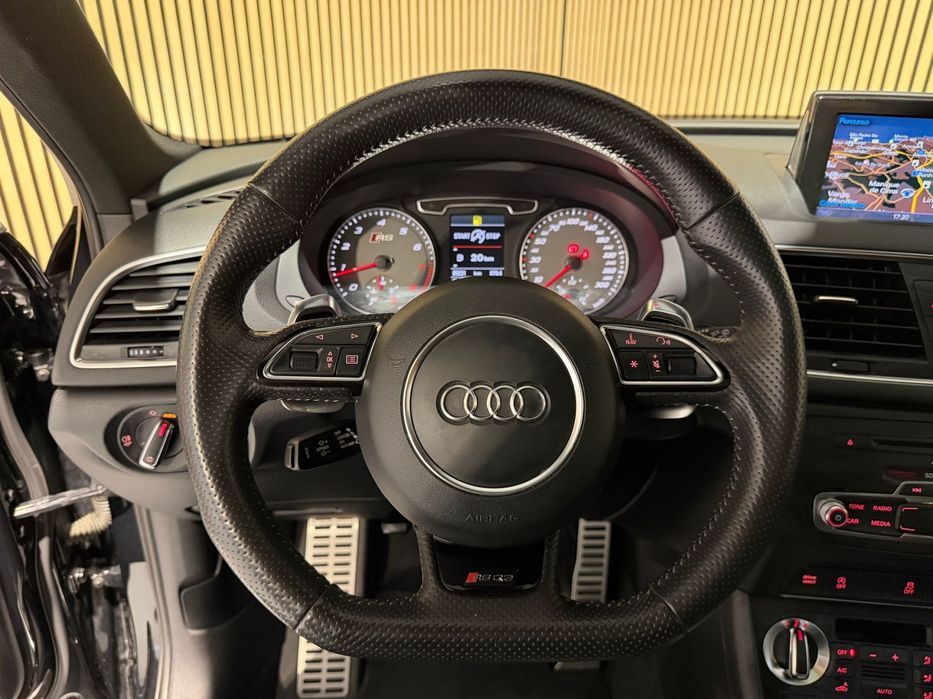Audi RS Q3 2.5 TFSI quattro S tronic