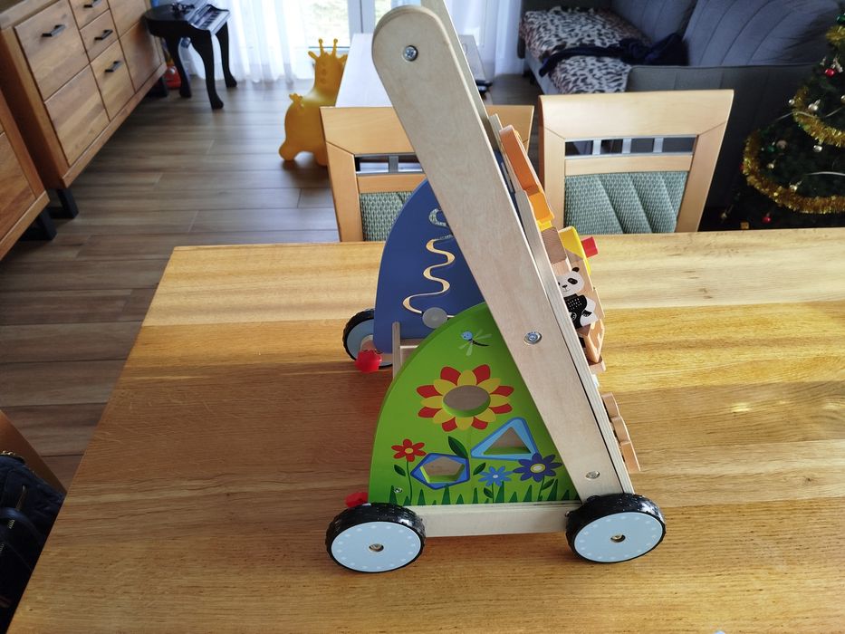 Chodzik z tablicą manipulacyjną