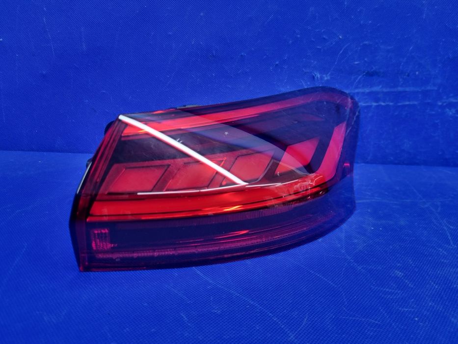 PRAWA tylna Lampa AUDI A6 85E E-tron prawa KOMPLETNA LED Nowa Oryginał | 85E945092A |