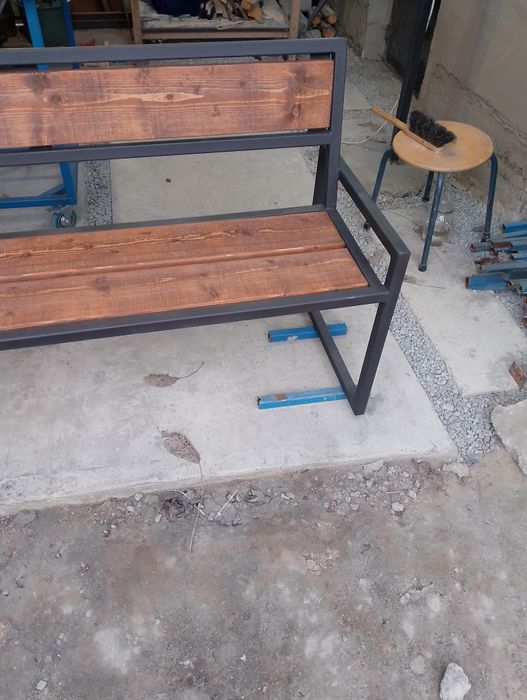 Лавка лофт, металева лавка, садові меблі, дерев'яна лавка.