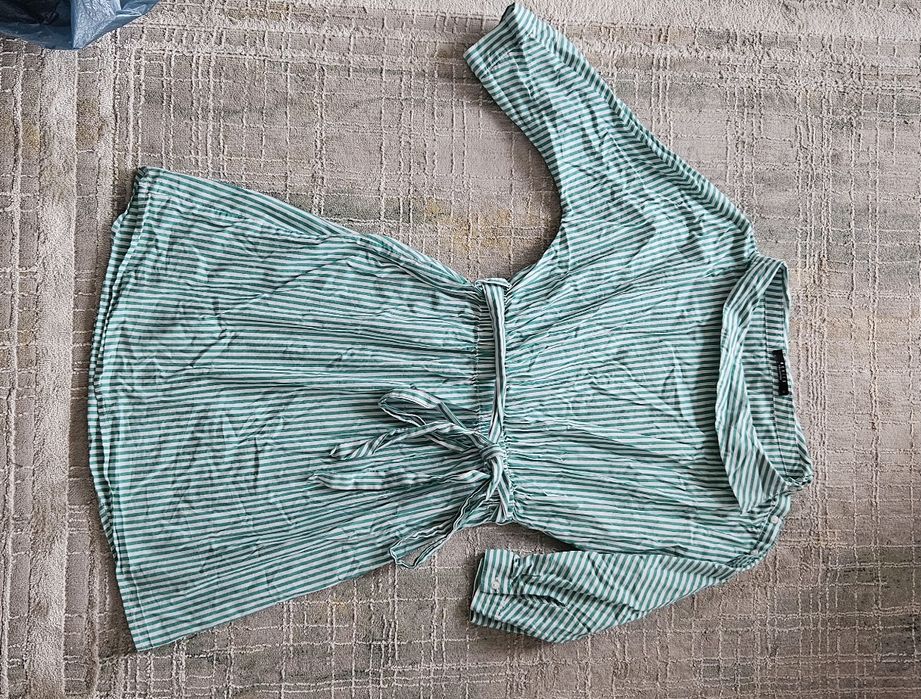 Sukienka w paski Mohito