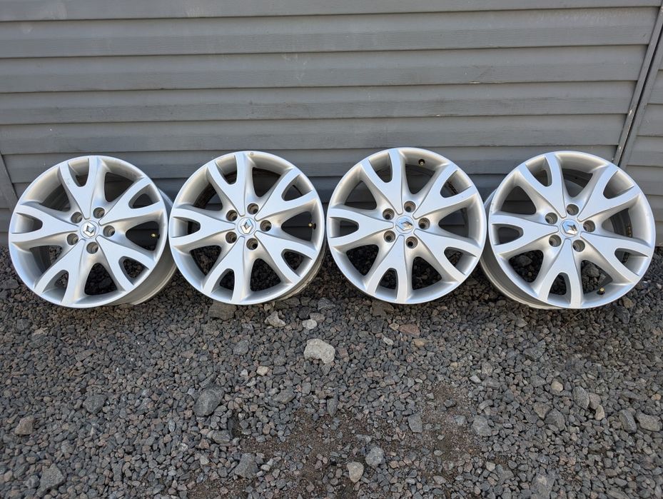 Комплект титанових дисків Renault 5/114.3 R17 5*114.3 17 Nissan Mazda ET40