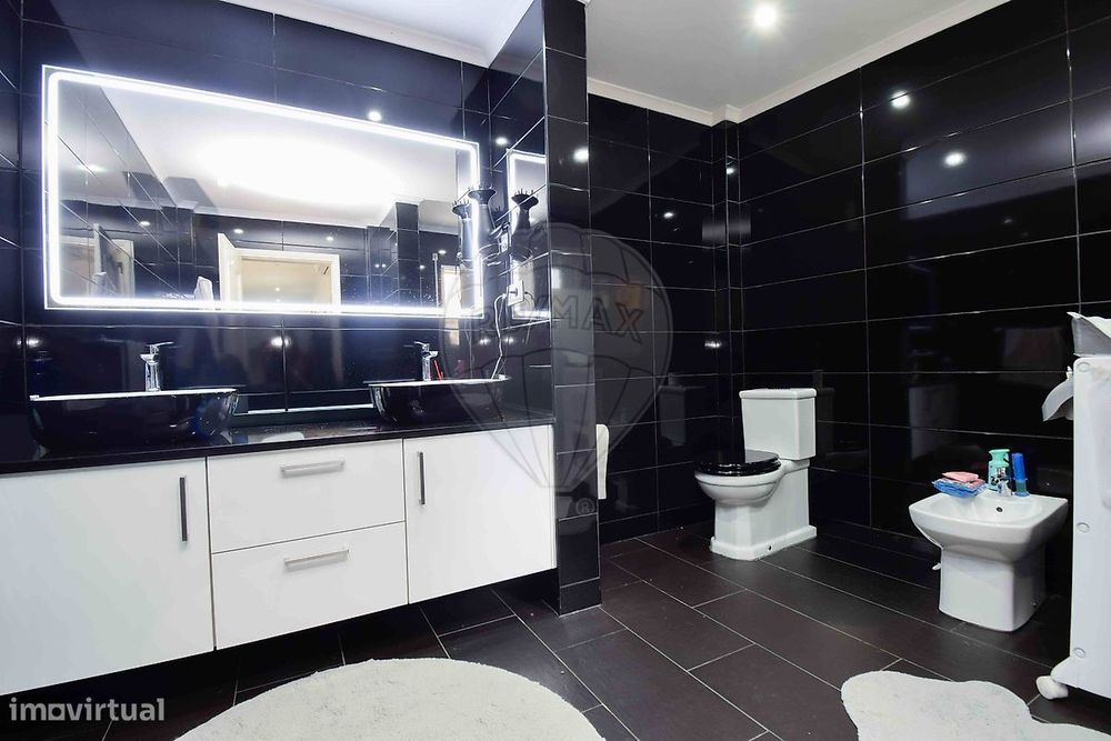 Apartamento T4 para venda