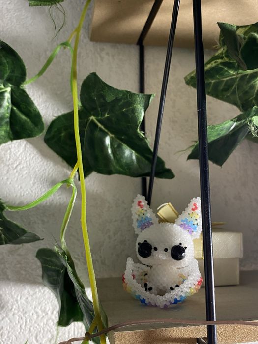 Кажан із бісеру (амігрумі)