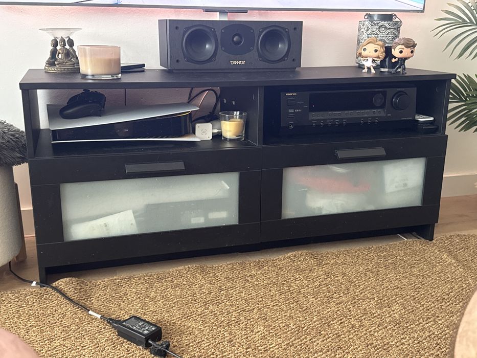 Movel ikea tv Brimnes