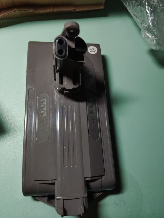 Dyson odkurzacz bezprzewodowy bateria akumulator