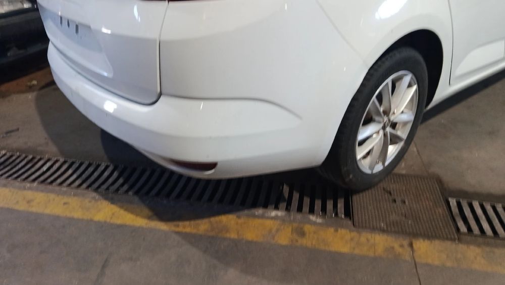 Pára-choques trás RENAULT Megane IV (B9A/M_)