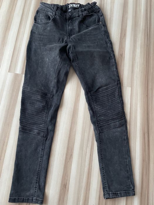 Spodnie skinny 158